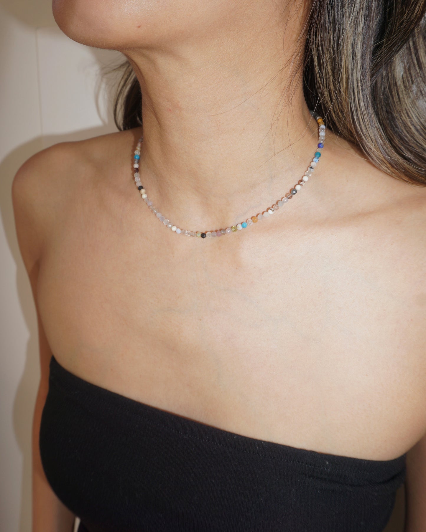 DELICATE BEADED CHOKER